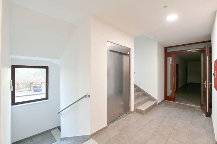 Flat for rent 1+kk, 41 m2
